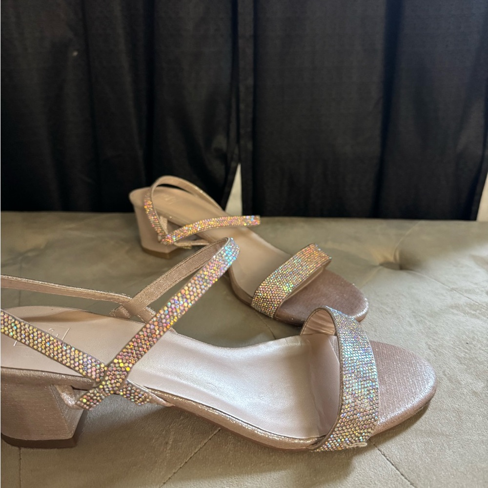 Sparkly Rhinestone Strap Sandals - Picture 8 of 8